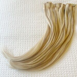 Bellami Silk Seam 18” Honey Comb Blonde Hair Extensions